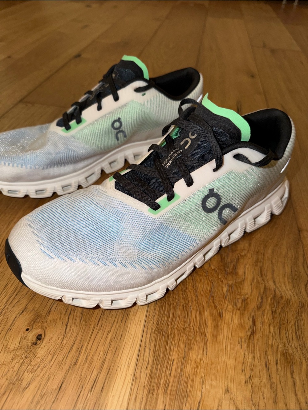 On Men’s Cloud 6 Push Running Shoes-Gently Used